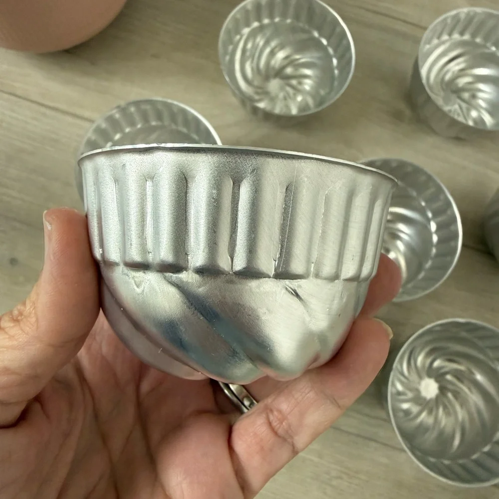 Vintage Aluminum pans jell-o baking Fluted Molds